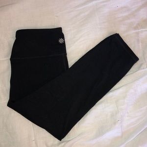 Black Athleta 3/4 leggings